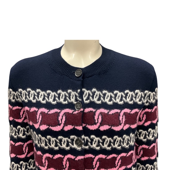 CHANEL NAVY BLUE / BURGUNDY / PINK / WHITE 2023 CC LOGO BUTTON CASHMERE KNIT CAR - Picture 7 of 7